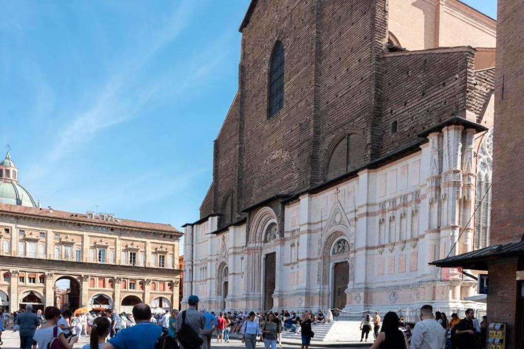 Piazza San Domenico Rooms - Bedinbolognacentro Eksteriør billede